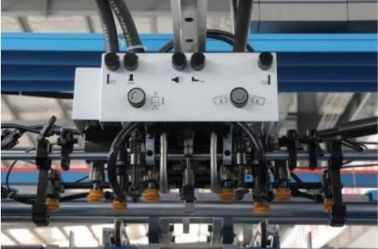 Sfc 1500 Автоматическая флейта ламинирующая машина гофрированный лист 5 плай с видеомониторингом