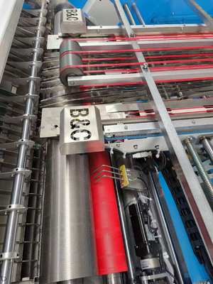 Высокоточная автоматическая флют-ламинаторная машина для больших форматов бумаги (170*170 см) с различными вариантами мощности (22 кВт - 30 кВт)