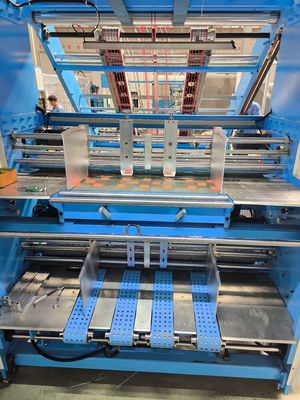 Электрическая листовая ламинационная машина для склеивания слоев картона 300 г/м² - 10 мм и гофрокартона B и E