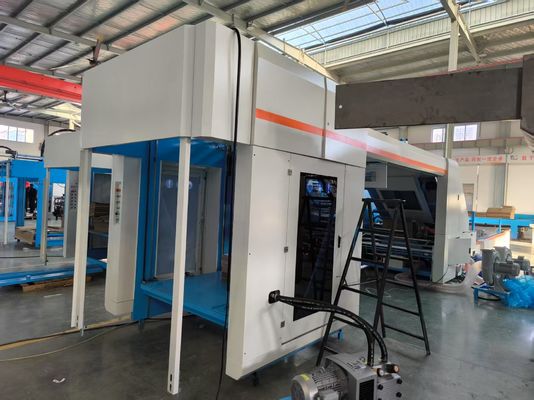 Высокоскоростная флют-ламинаторная машина с максимальной скоростью линии 210 м/мин и максимальным размером листа 1500*1500 мм для ламинирования картона